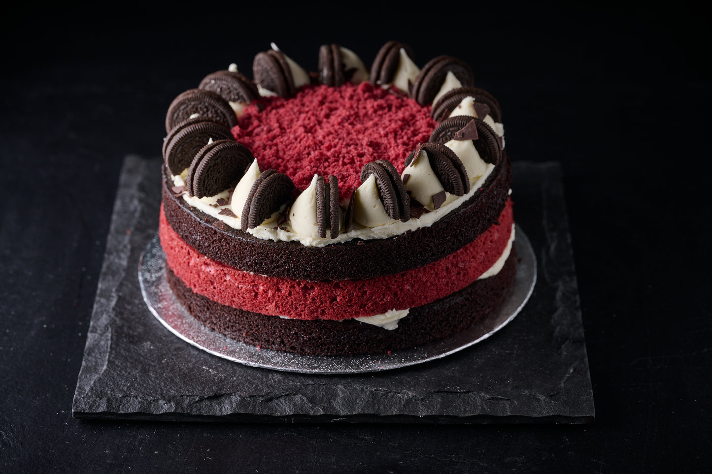 Red Velvet & Chocolate Oreo Cake