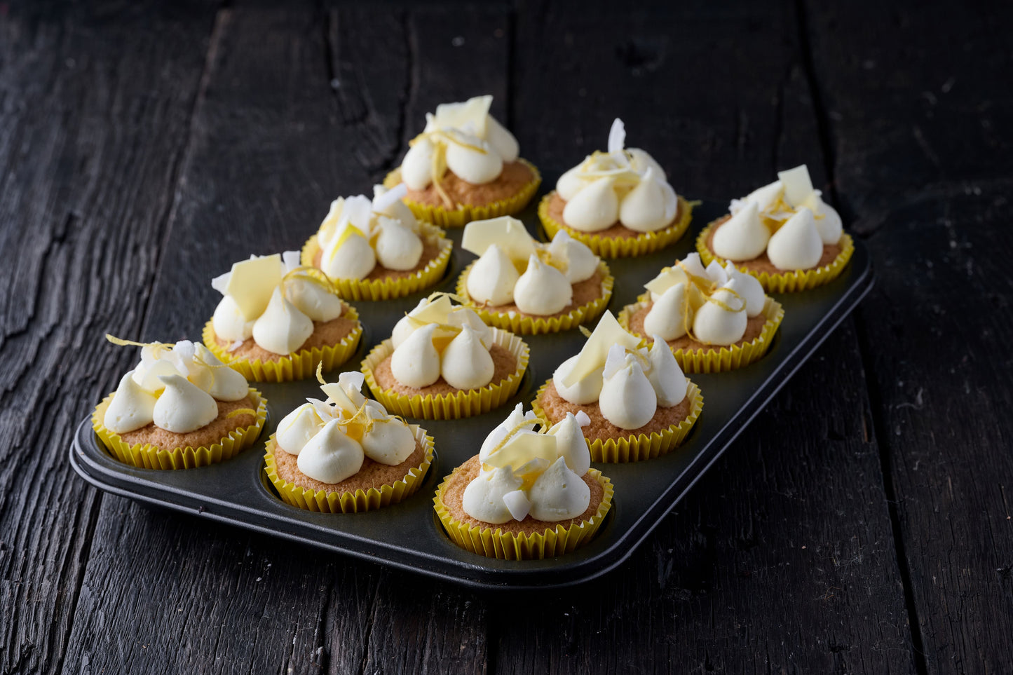 White Chocolate, Lemon & Flaked Coconut Cupcakes